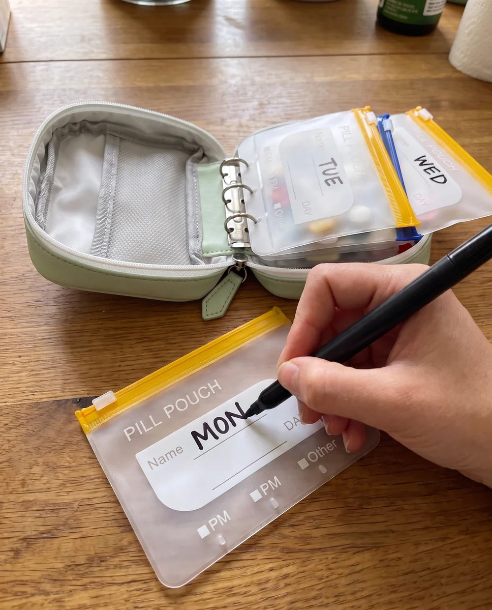 Faveta Travel Pill Organizer